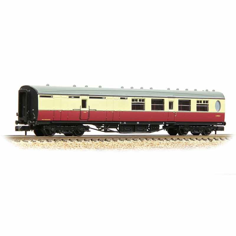 Graham Farish N Guage LNER Thompson Brake Third Corridor BR Crimson & Cream No. E1931E